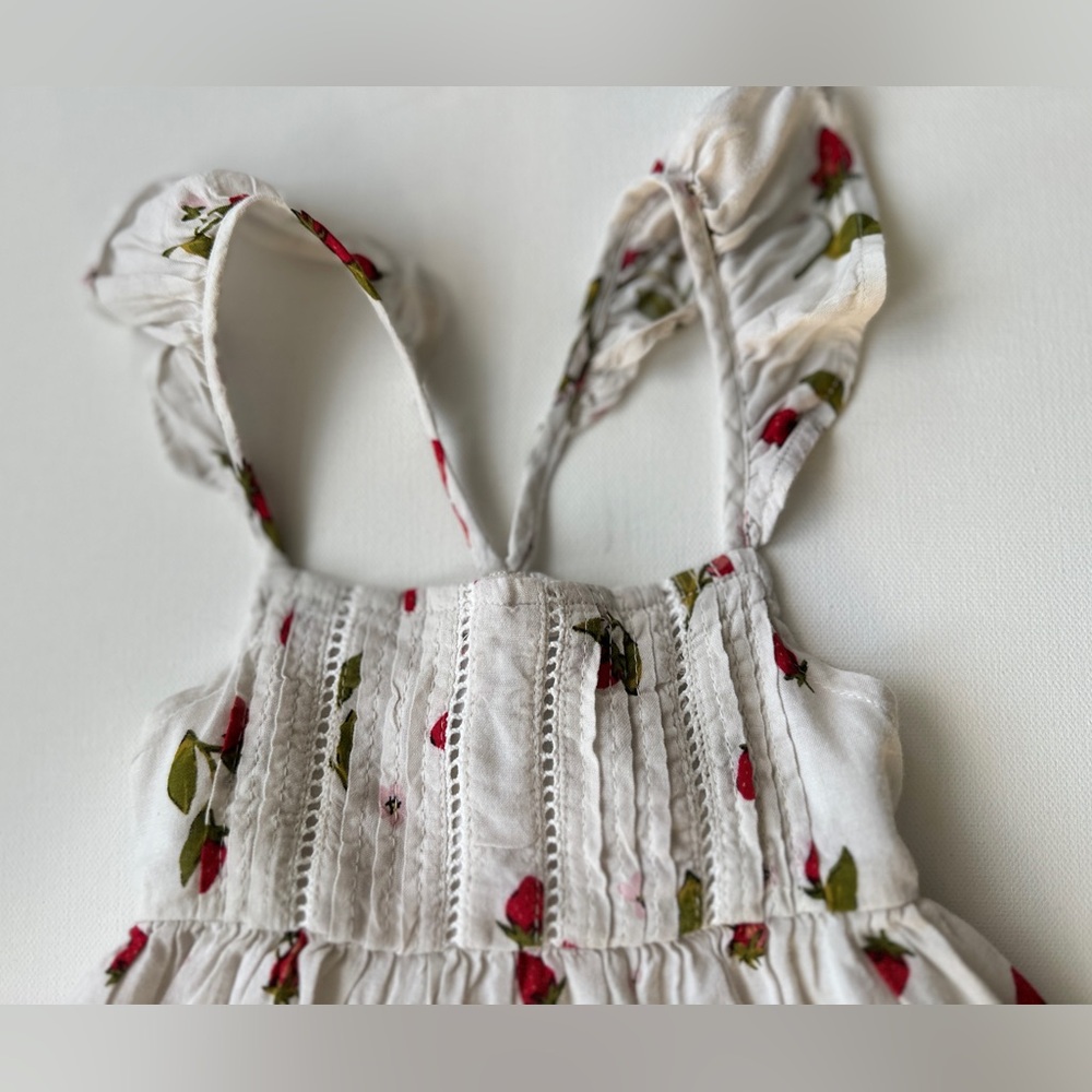 Old Navy girl’s Red and White Ruffled Sundress with Flutter Sleeves. Size 2T. - Picture 5 of 7
